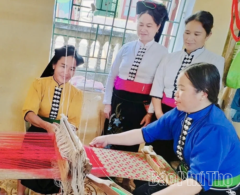 Đặc sắc văn hóa dân tộc Tày