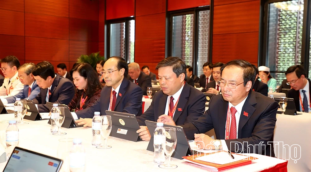 Đo&agrave;n đại biểu tỉnh Ph&uacute; Thọ đ&oacute;ng g&oacute;p nhiều &yacute; kiến v&agrave;o c&aacute;c dự thảo văn kiện tr&igrave;nh Đại hội XIV của Đảng