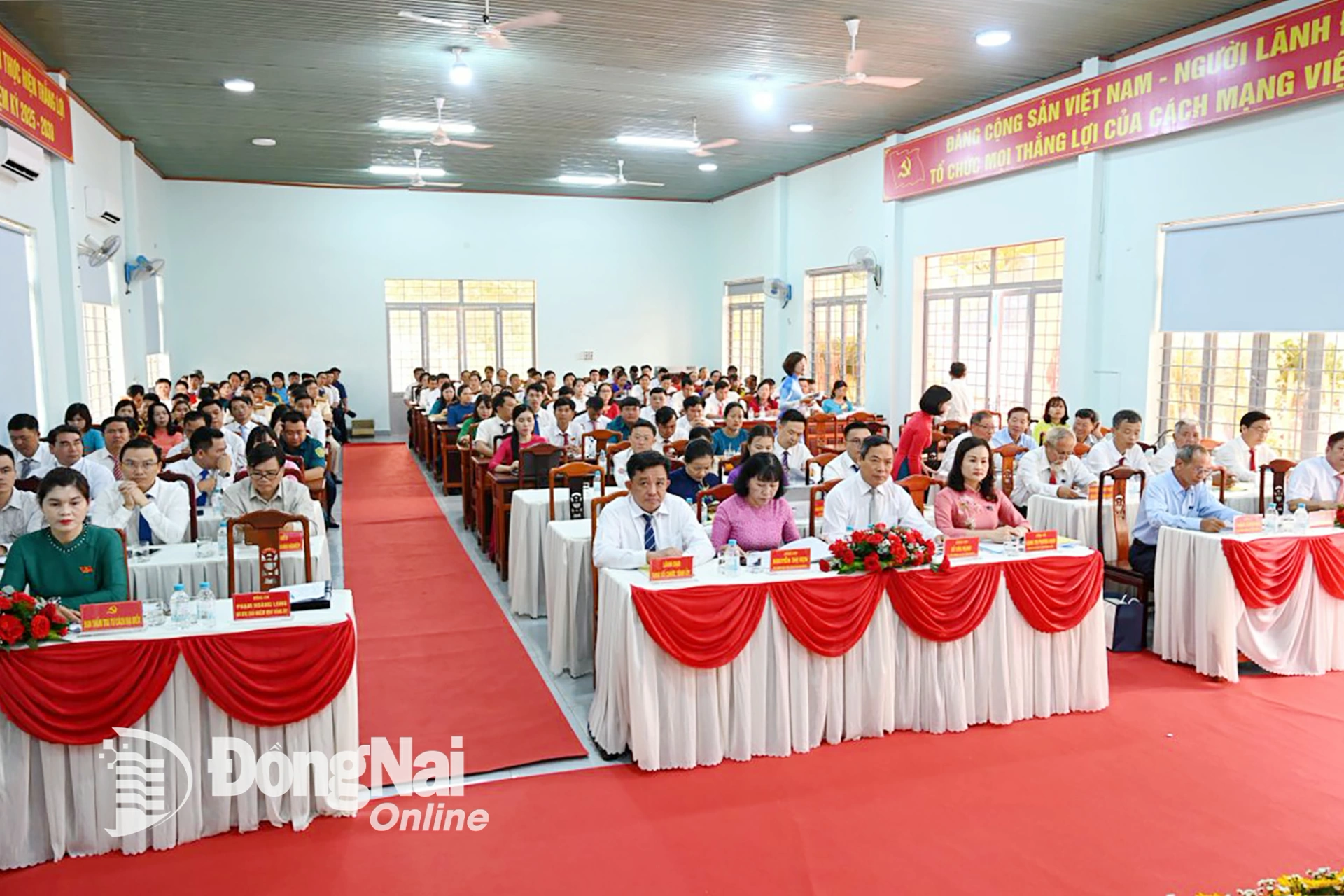 Các đại biểu dự đại hội. Ảnh: Ngọc Thảo