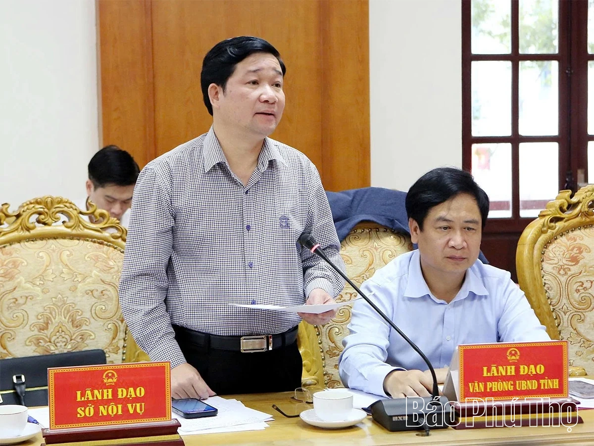 Ph&oacute; Chủ tịch UBND tỉnh Nguyễn Huy Ngọc thăm, l&agrave;m việc tại c&aacute;c x&atilde; khu vực Cẩm Kh&ecirc;