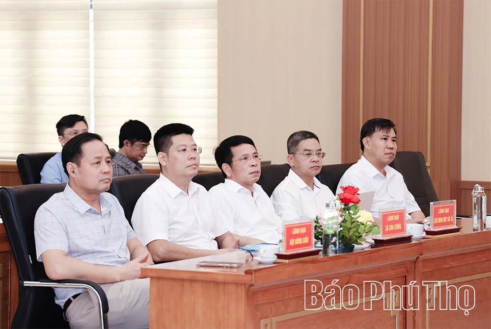 Công bố Chỉ dẫn địa lý “Mỹ Lung” cho sản phẩm nếp Gà gáy Phú Thọ