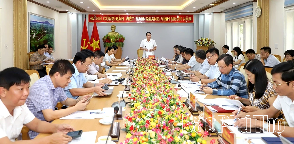 Ban Kinh tế - Ngân sách thẩm tra các tờ trình, báo cáo trình Kỳ họp giữa năm HĐND tỉnh
