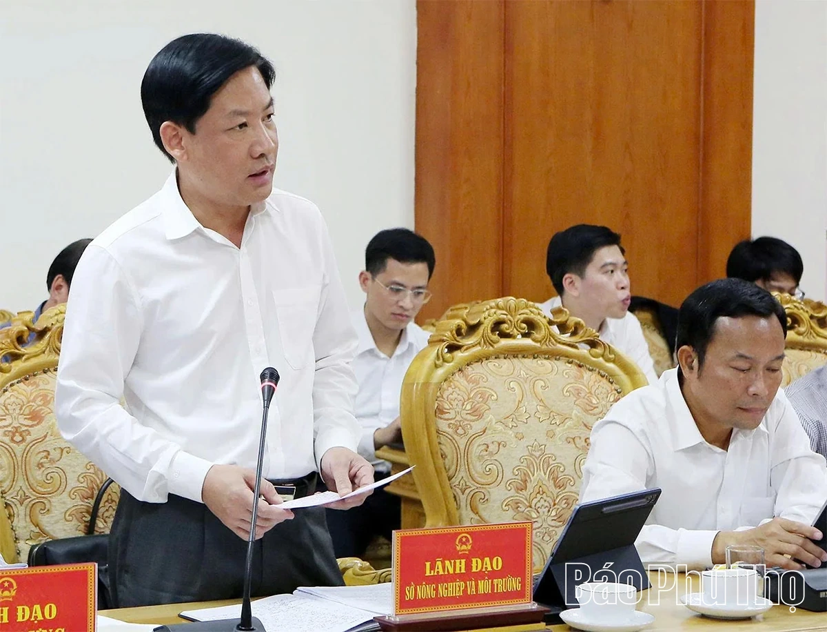 Ph&oacute; Chủ tịch UBND tỉnh Nguyễn Huy Ngọc thăm, l&agrave;m việc tại c&aacute;c x&atilde; khu vực Cẩm Kh&ecirc;