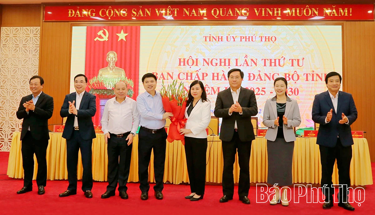 Phấn đấu hoàn thành các chỉ tiêu kinh tế - xã hội năm 2025 đạt kết quả cao
