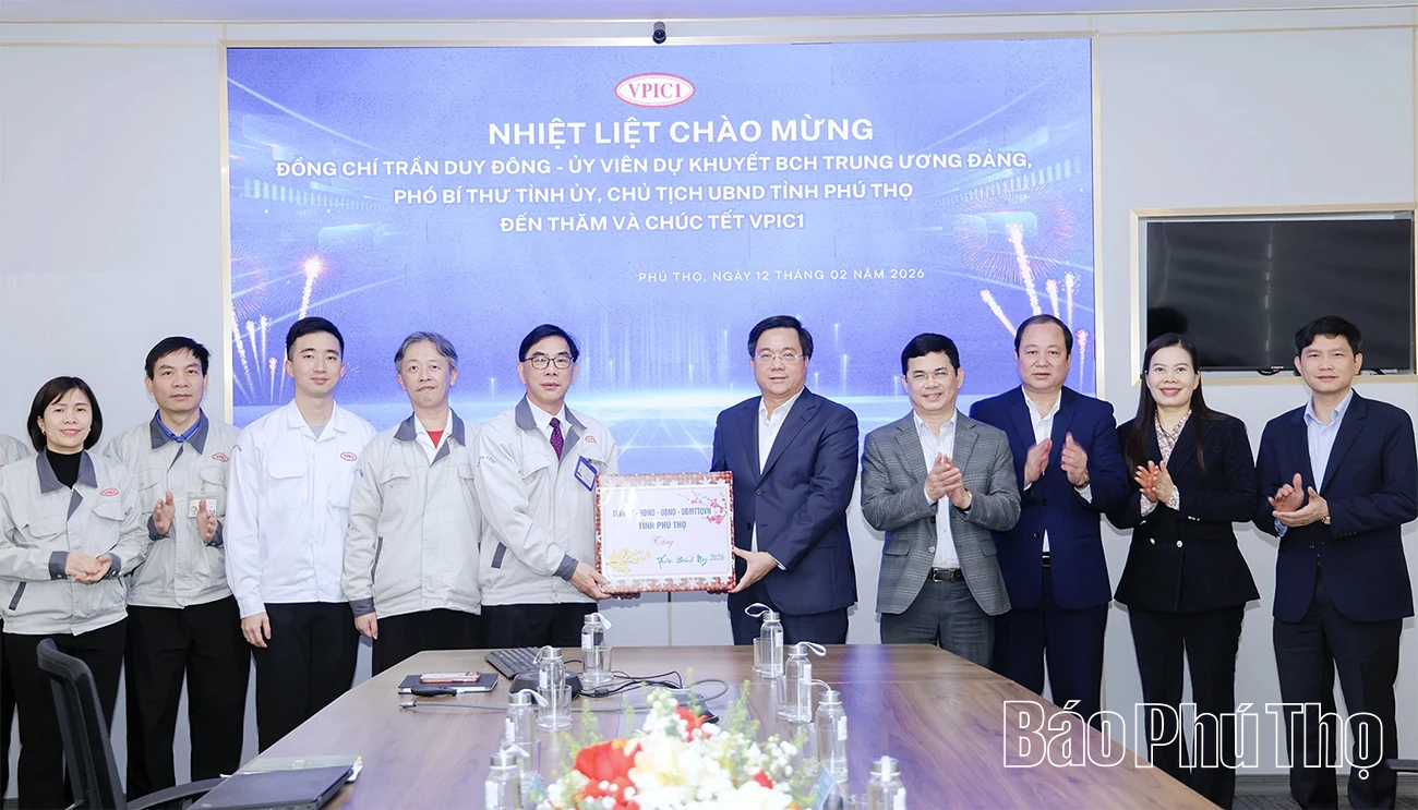 Chủ tịch UBND tỉnh Trần Duy Đông chúc Tết một số doanh nghiệp khu vực Vĩnh Phúc