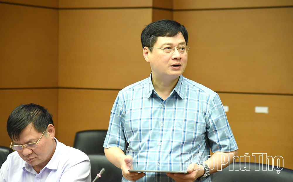 Thảo luận tại Tổ về các Dự án Luật