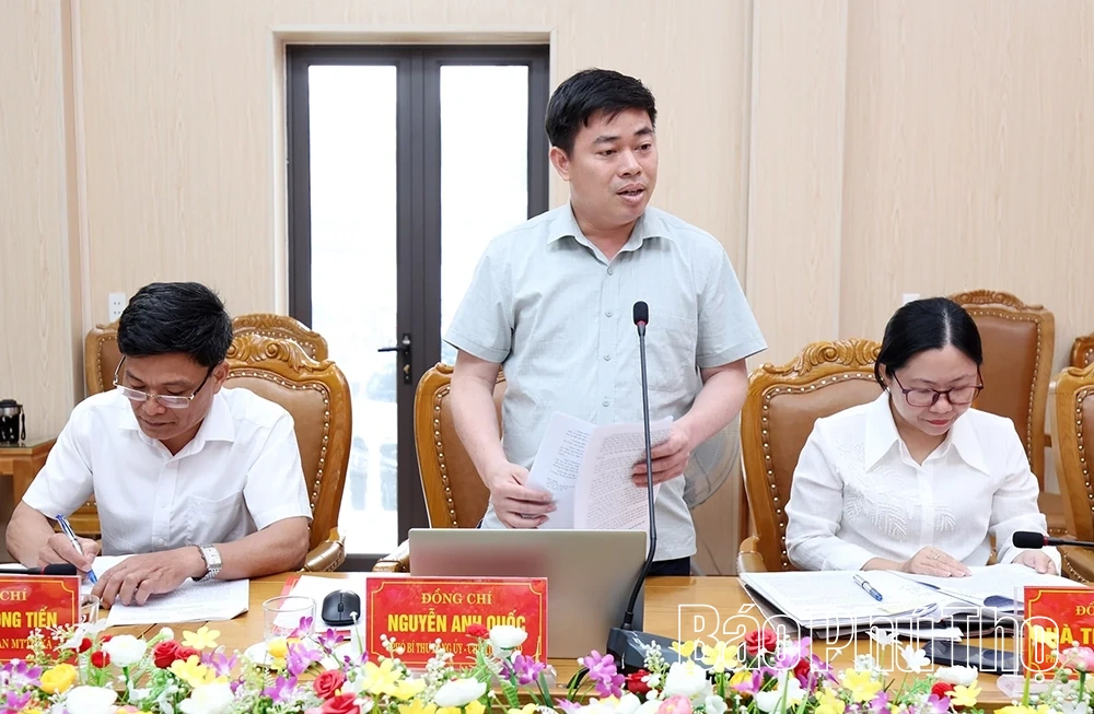 Thông qua dự thảo báo cáo giám sát đối với Ban Thường vụ Đảng ủy xã Hiền Lương