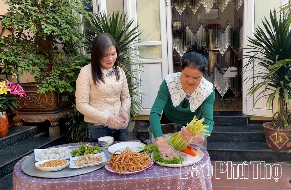 Nộm v&oacute; cần Hương Canh: Tinh t&uacute;y hồn qu&ecirc;