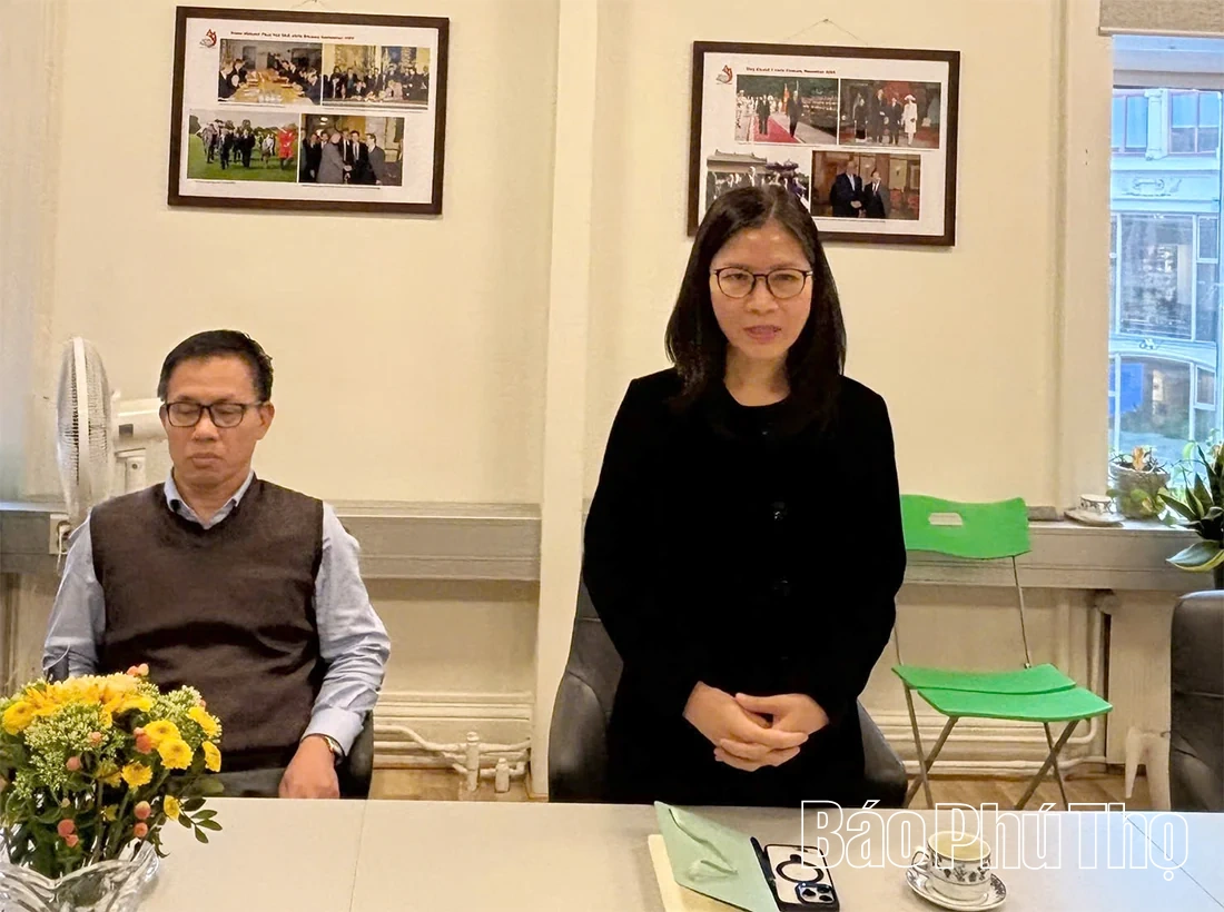 Đoàn công tác tỉnh Phú Thọ thăm và làm việc với Đại sứ quán Việt Nam tại Vương quốc Na Uy