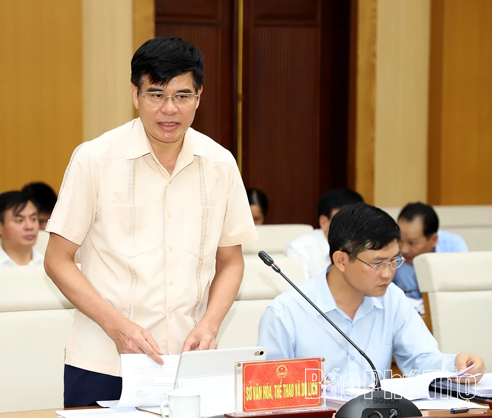 Khẩn trương hoàn thiện, nâng cao chất lượng các nội dung trình HĐND tỉnh tại Kỳ họp thường lệ giữa năm