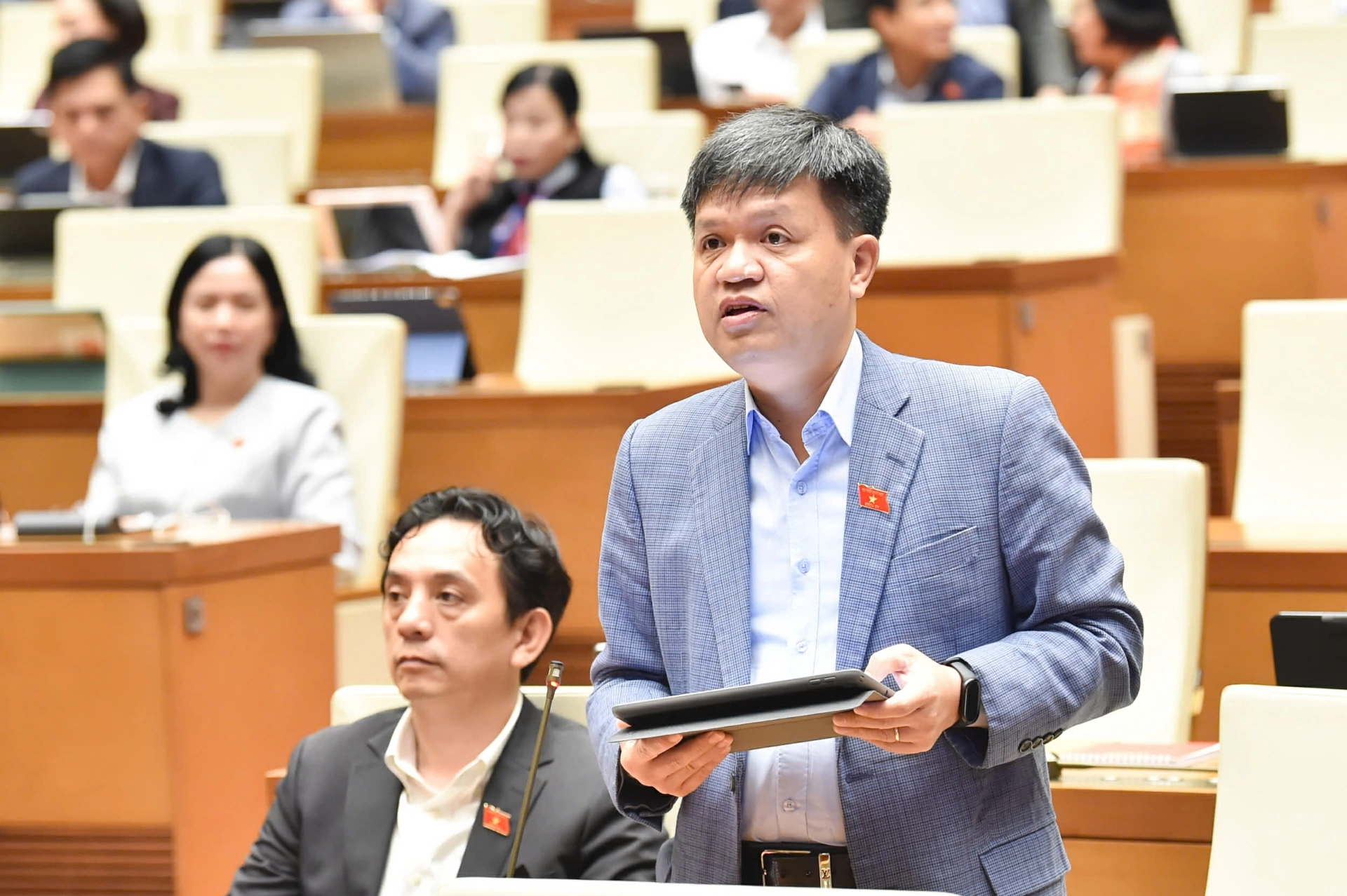 Đại biểu Tạ Đình Thi - Đoàn ĐBQH Tp. Hà Nội    