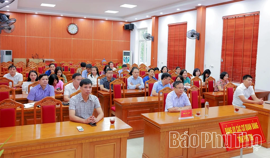 Đảng ủy các cơ quan Đảng tỉnh: Trên 2.000 đảng viên được quán triệt Nghị quyết của Bộ Chính trị về phát triển kinh tế có vốn đầu tư nước ngoài