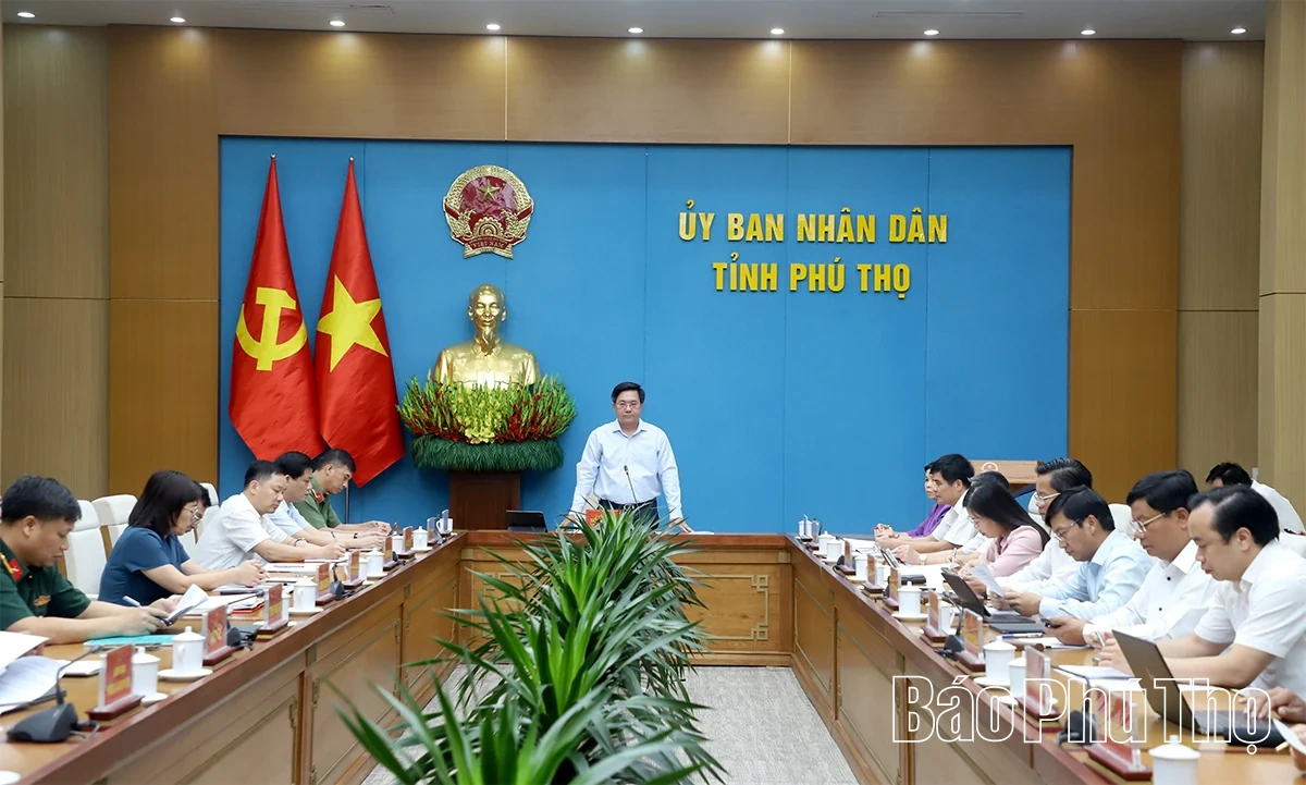Chủ tịch UBND tỉnh Trần Duy Đông chủ trì hội nghị nghe báo cáo kế hoạch tổ chức Lễ kỷ niệm 72 năm Ngày Bác Hồ về thăm Đền Hùng