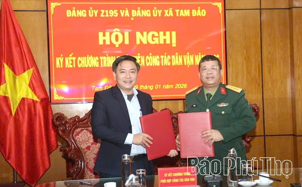 K&yacute; kết chương tr&igrave;nh phối hợp c&ocirc;ng t&aacute;c d&acirc;n vận