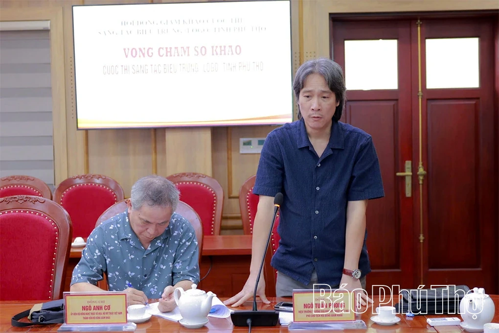 Chấm sơ khảo Cuộc thi sáng tác Biểu trưng (logo) tỉnh Phú Thọ