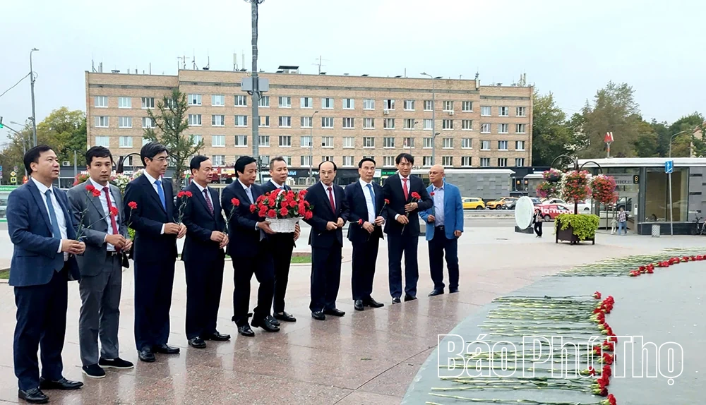 Lãnh đạo tỉnh Phú Thọ thăm và làm việc với Đại sứ quán Việt Nam tại Liên bang Nga