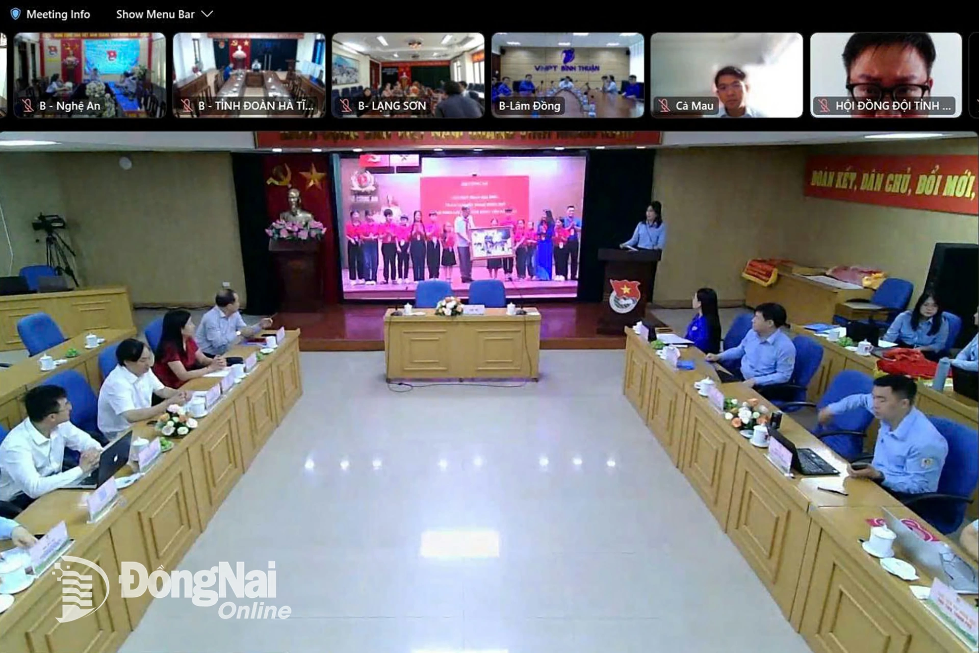 Hội nghị tổng kết công tác Đội và phong trào thiếu nhi năm học 2024-2025. Ảnh chụp từ màn hình