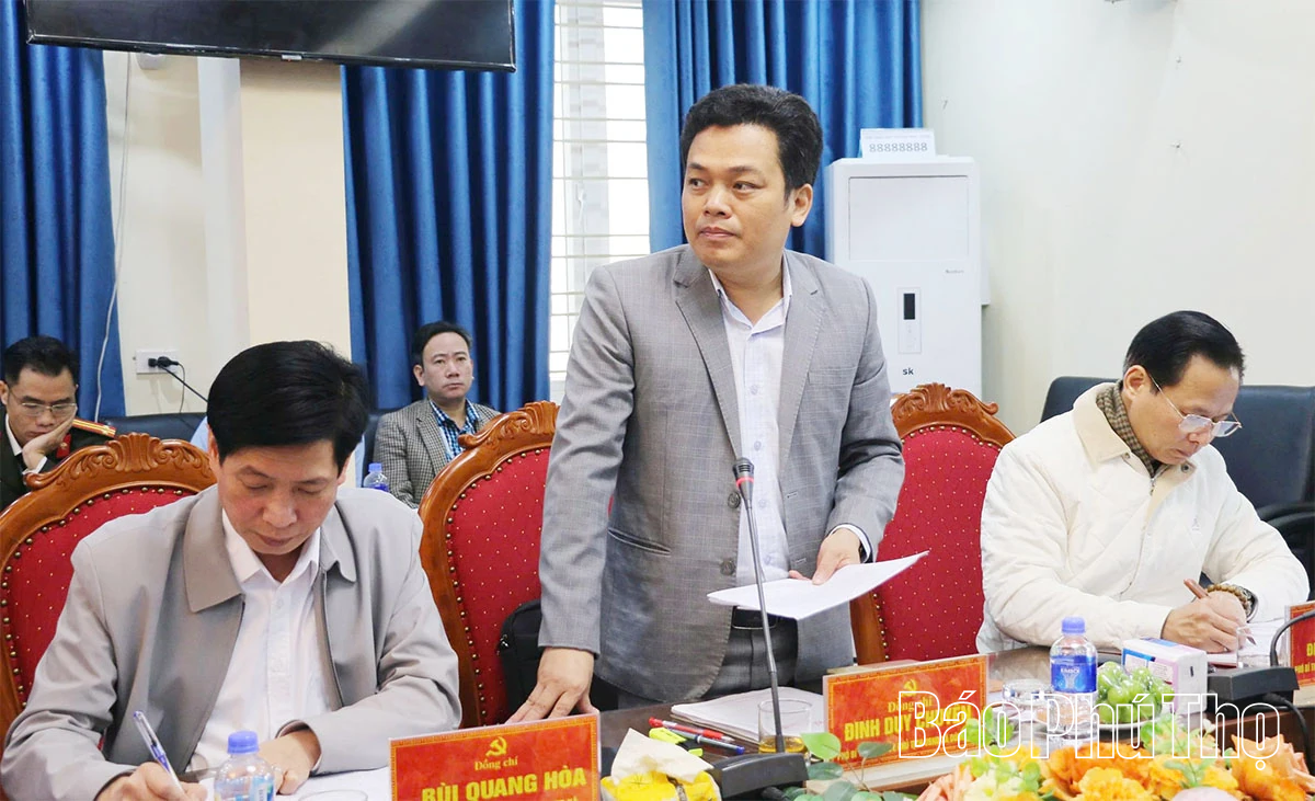 Phó Bí thư Tỉnh ủy Nguyễn Mạnh Sơn làm việc với Ban Thường vụ Đảng ủy các xã Kim Bôi, Dũng Tiến, Hợp Kim