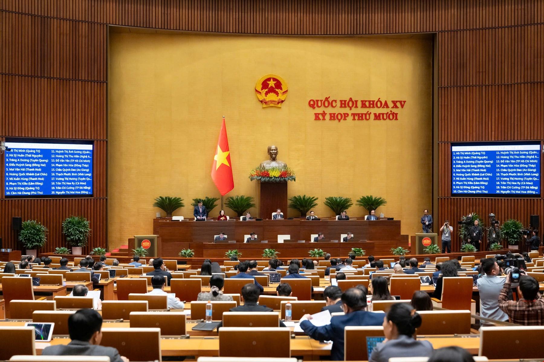 Quang cảnh Phiên họp