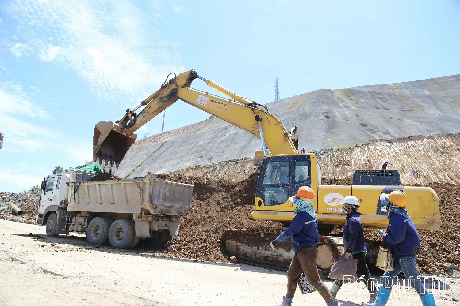 Trên Công trường Thủy điện Hòa Bình mở rộng