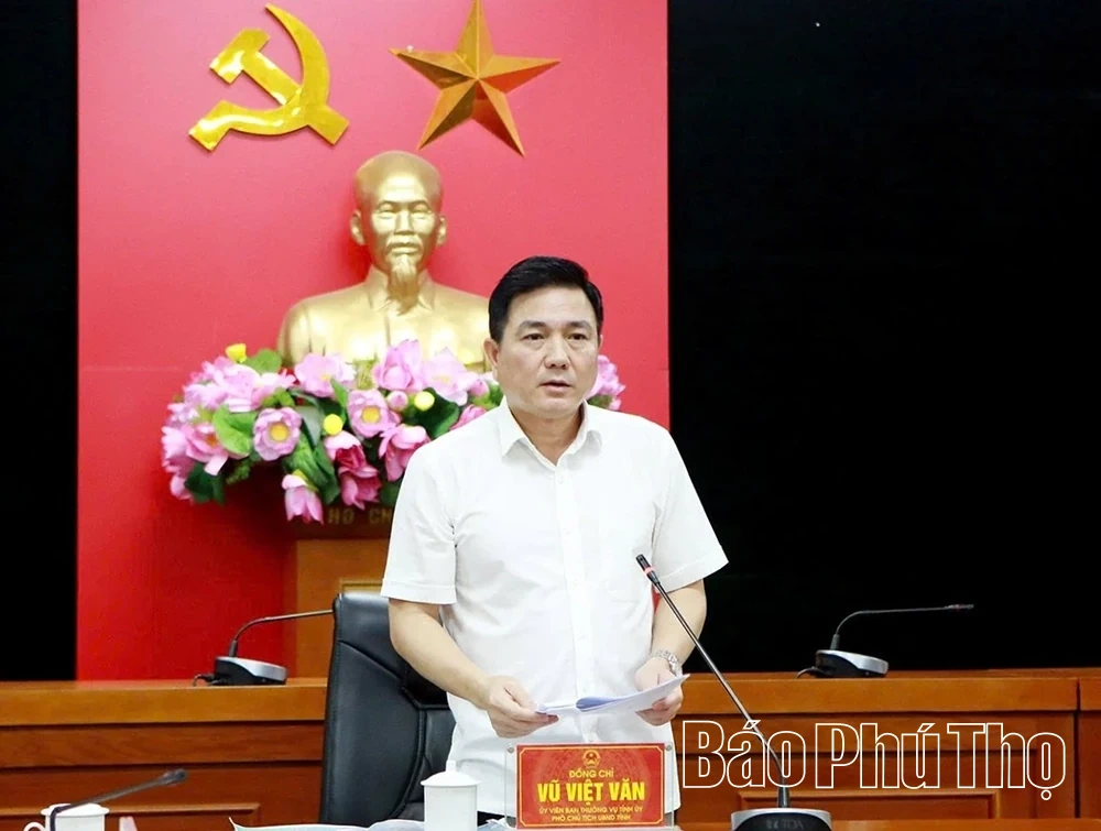UBND tỉnh nghe báo cáo tình hình triển khai một số dự án phát triển đô thị