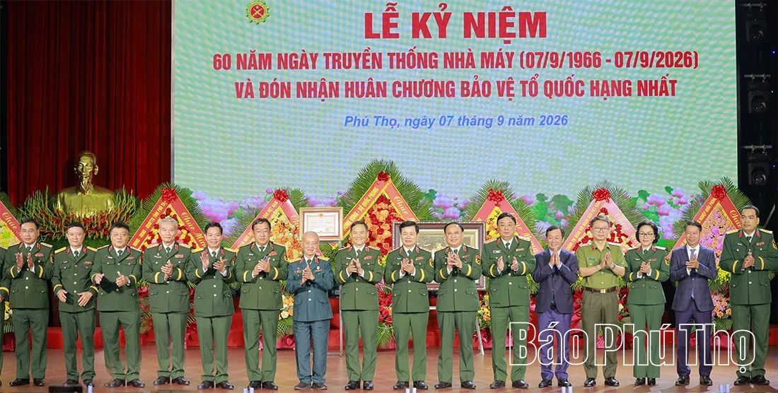 Kỷ niệm 60 năm ngày truyền thống Nhà máy Z121
