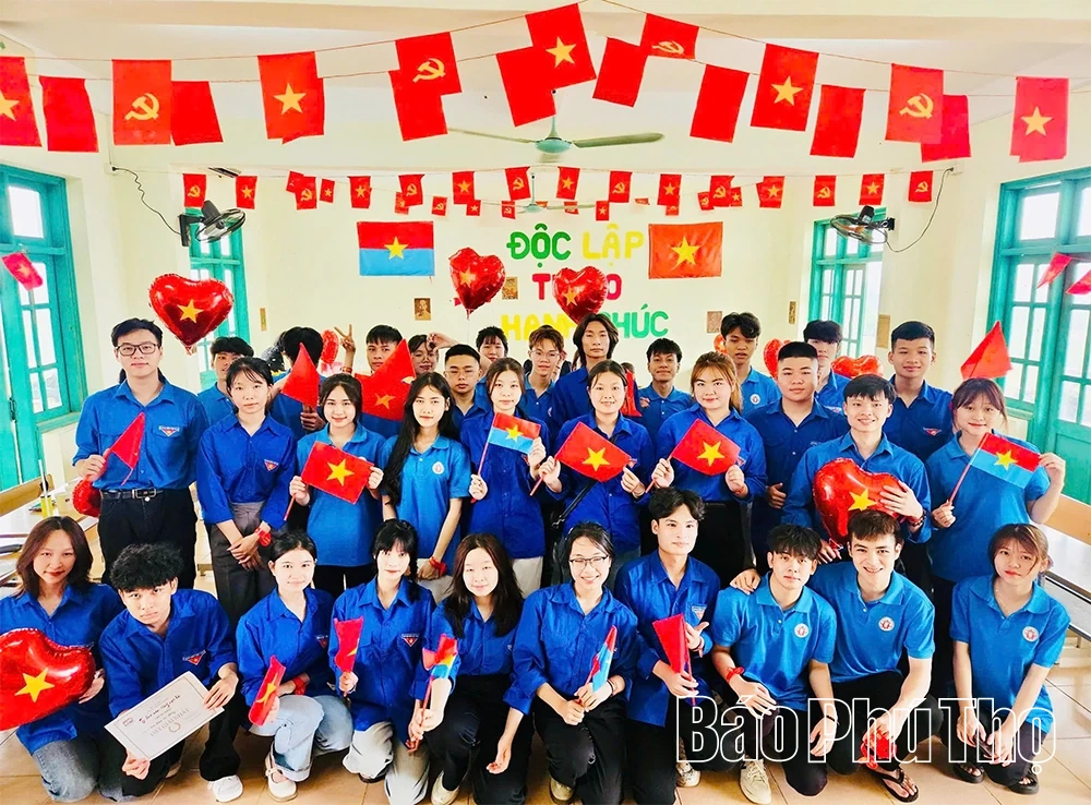 Gieo &ldquo;hạt giống đỏ&rdquo;