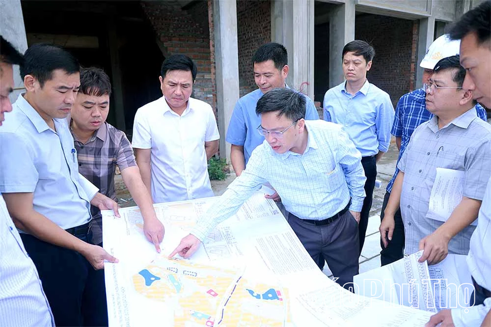 Phó Chủ tịch UBND tỉnh Vũ Việt Văn kiểm tra hai dự án đô thị trọng điểm