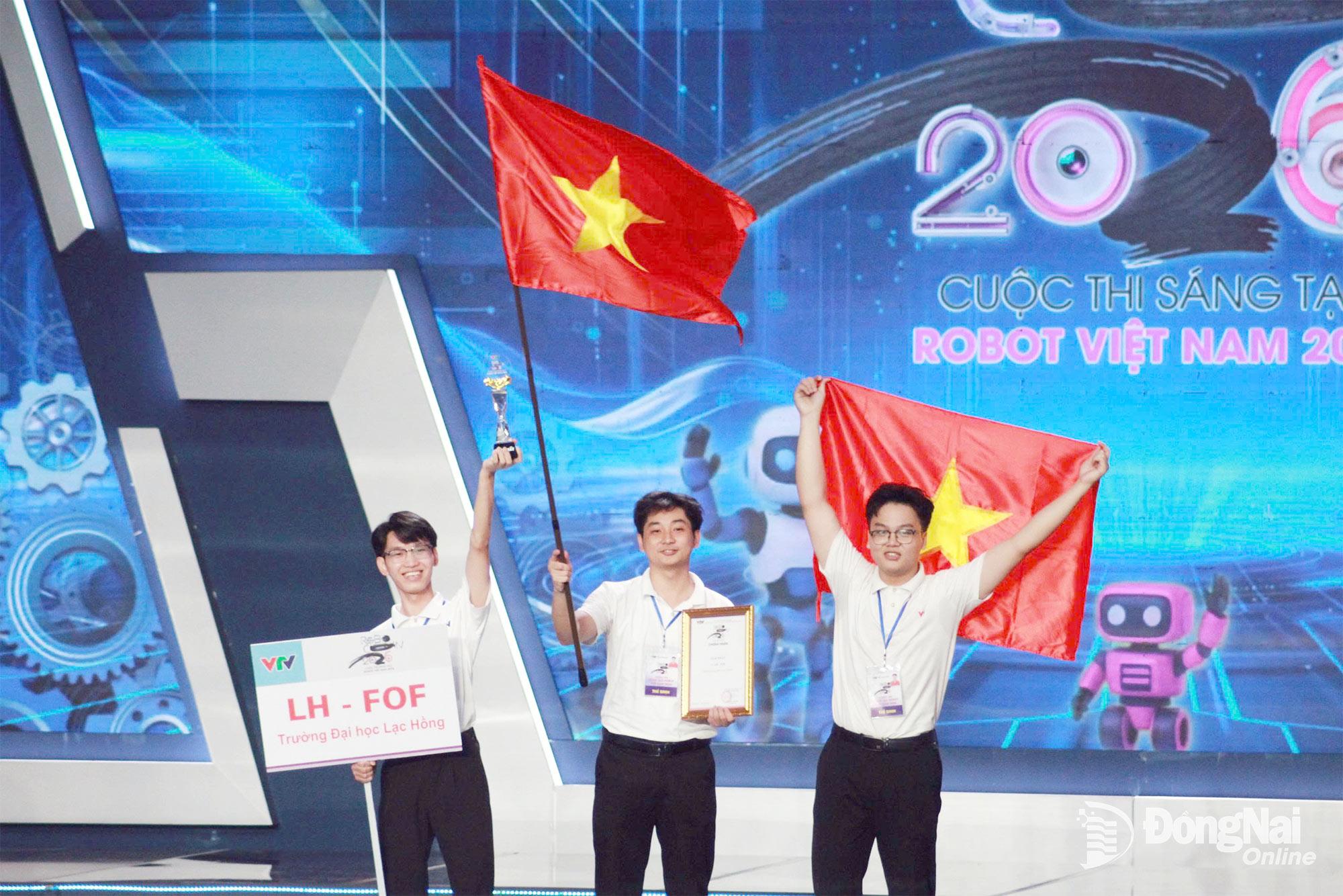 Trường đại học Lạc Hồng vô địch cuộc thi robocon Việt Nam năm 2026
