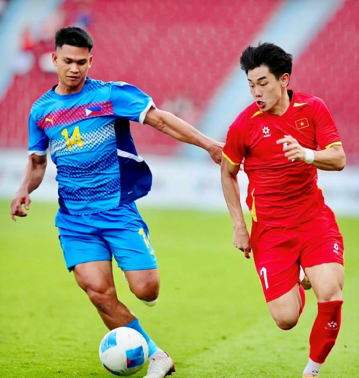 Đình Bắc với tinh thần không bỏ cuộc đã góp phần đem lại chiến thắng cho U22 Việt Nam. Ảnh: Internet