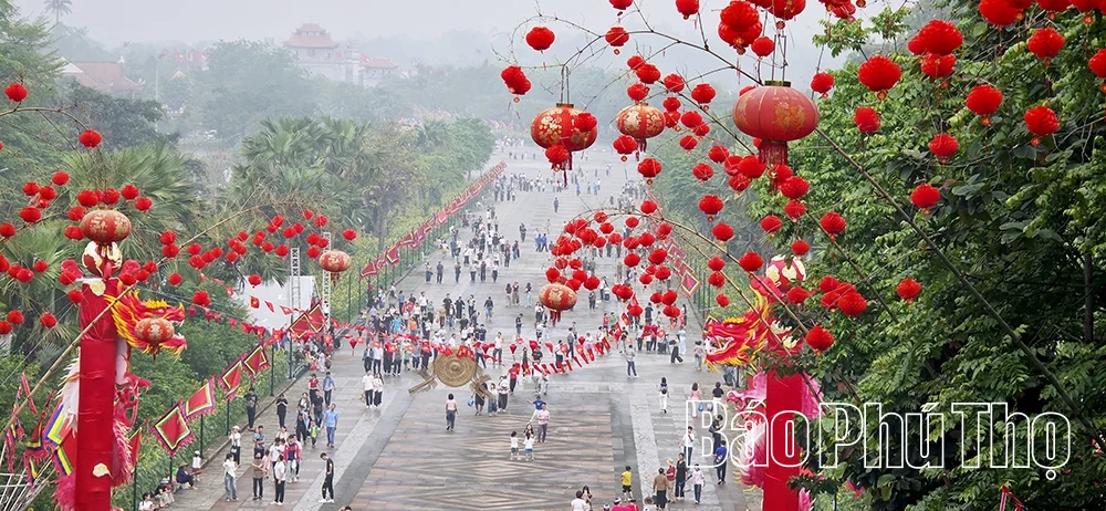 Nghĩa đồng bào sưởi ấm non thiêng Nghĩa Lĩnh
