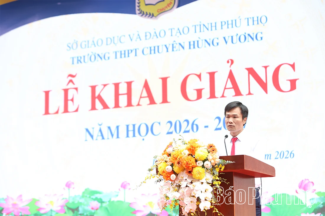 Bí thư Tỉnh ủy Phạm Đại Dương dự Lễ khai giảng năm học mới tại Trường THPT Chuyên Hùng Vương