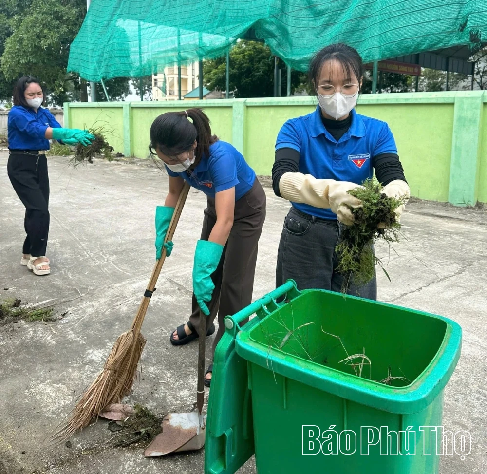 Tuổi trẻ hướng về ng&agrave;y hội lớn của đất nước