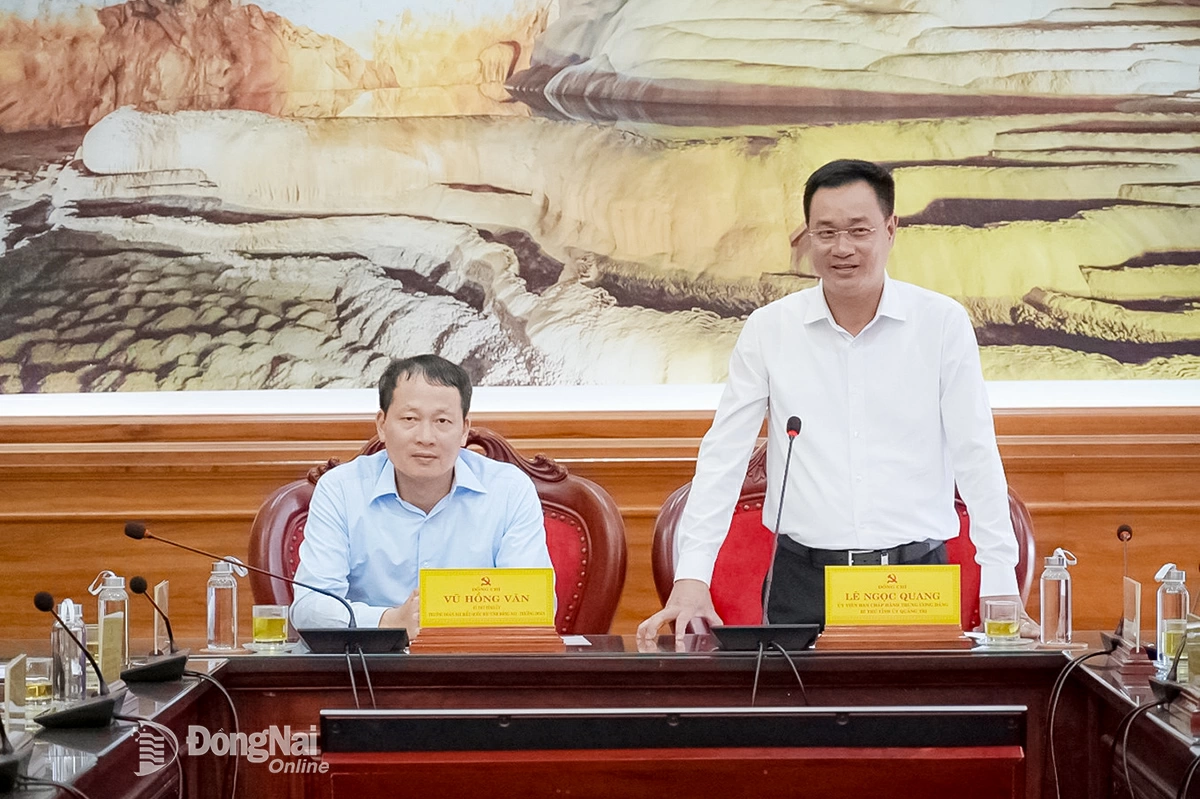 Ủy viên Trung ương Đảng, Bí thư Tỉnh ủy Quảng Trị Lê Ngọc Quang trân trọng cảm ơn tình cảm của tỉnh Đồng Nai đối với Quảng Trị. Ảnh: Hùng Cường