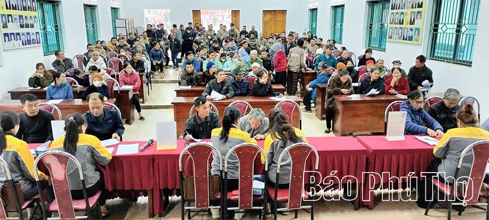 Cấp ph&aacute;t hơn 1,38 tỷ đồng hỗ trợ người d&acirc;n khắc phục hậu quả thi&ecirc;n tai