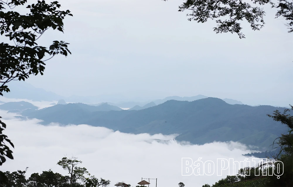 Huyền ảo Hang Kia