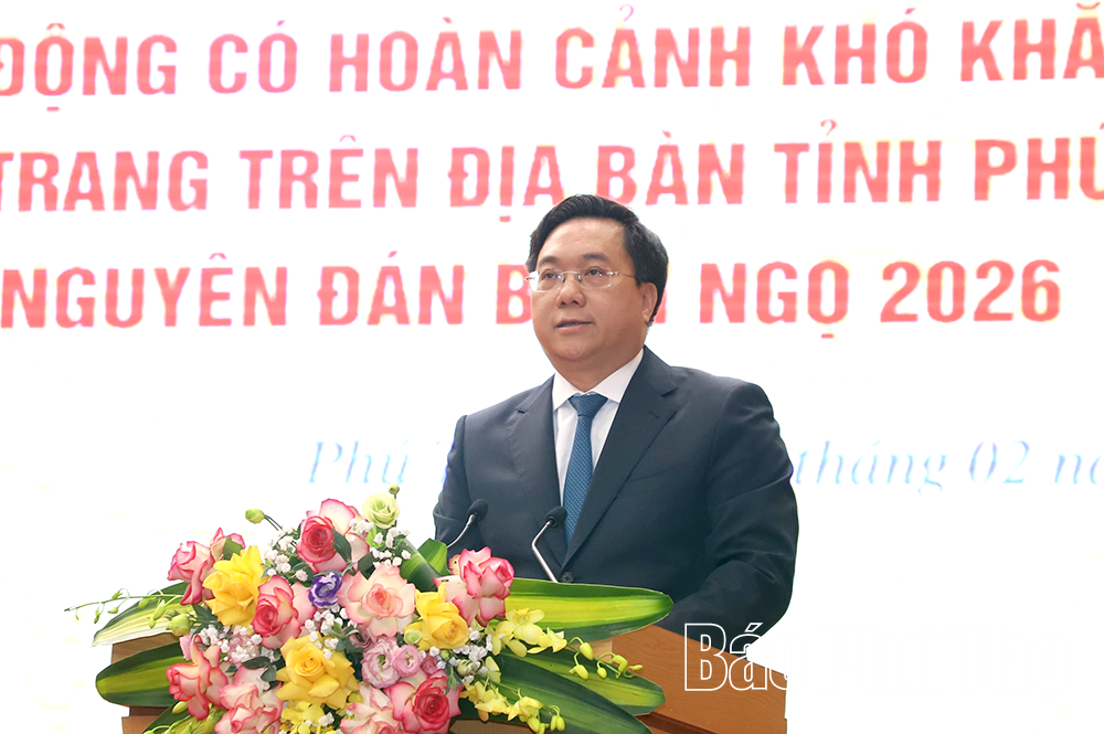 Chủ tịch nước Lương Cường thăm, tặng qu&agrave; v&agrave; ch&uacute;c Tết tại Ph&uacute; Thọ