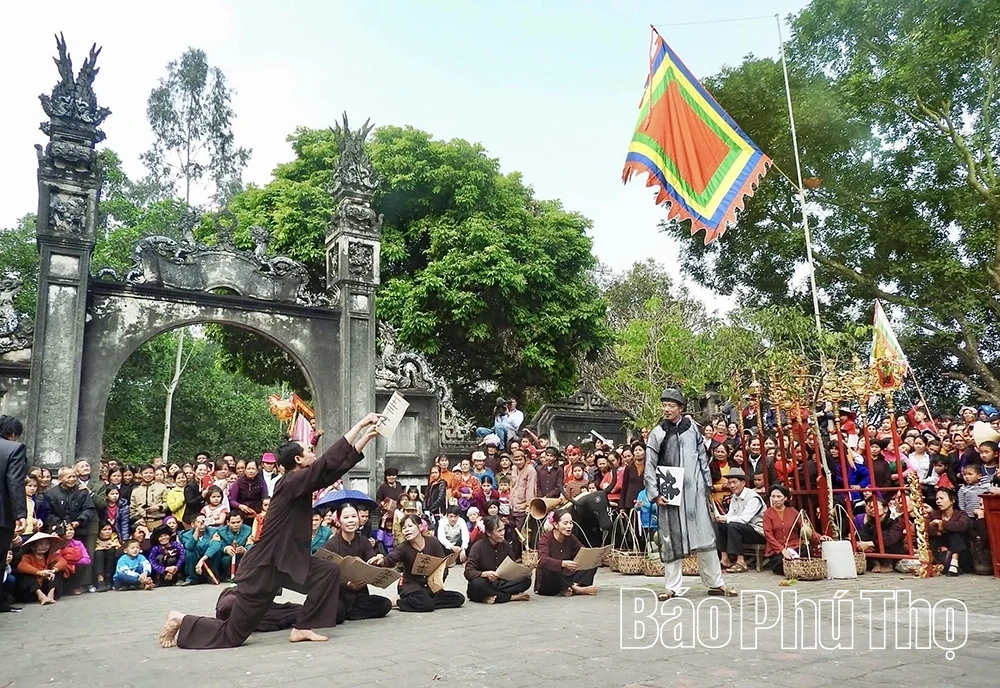 Đền Quốc tế - Nơi lưu giữ nghi lễ độc đáo Lễ hội cướp kén