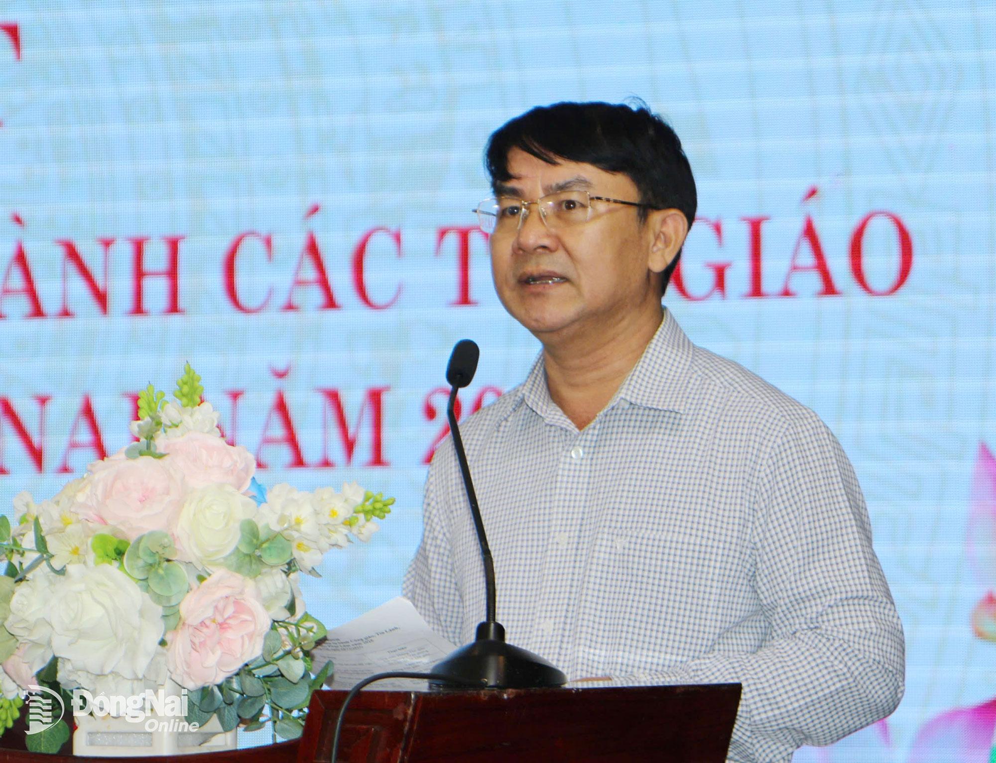 Phó Giám đốc Sở Dân tộc và Tôn giáo tỉnh Đồng Nai Nguyễn Văn Khang phát biểu tại chương trình họp mặt. Ảnh: Văn Truyên  