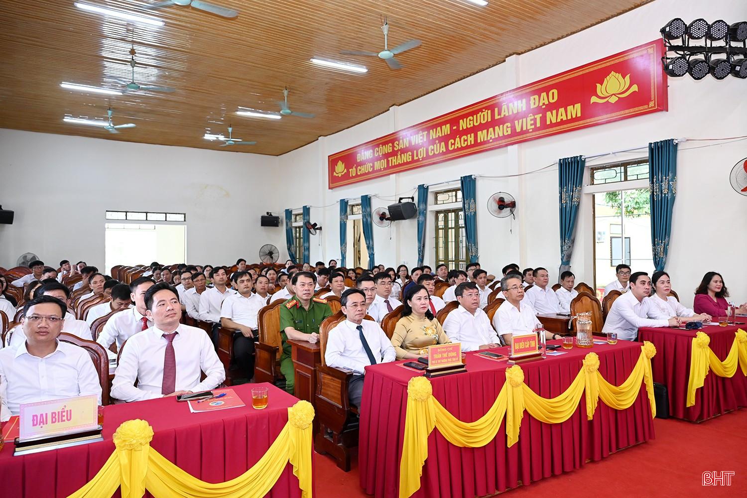 Đại biểu dự hội nghị.