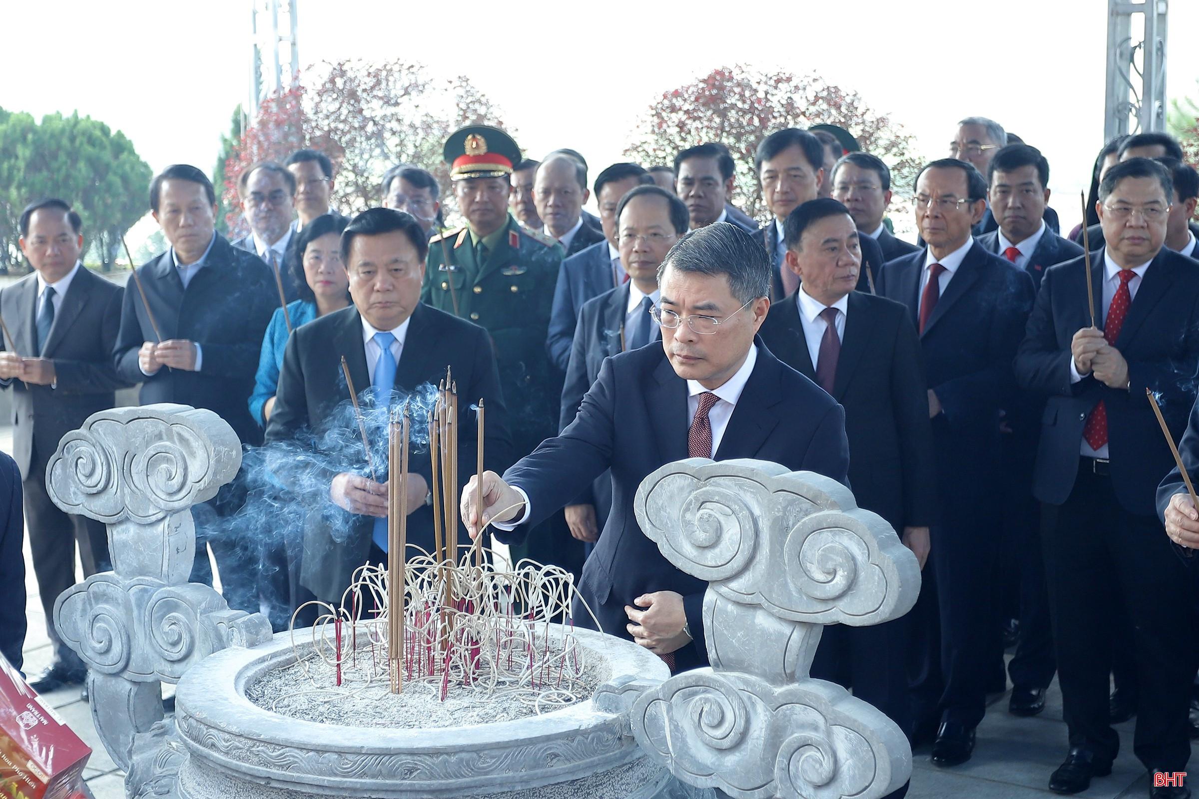 bqbht_br_tuong-niem-khong-cui-02.jpg