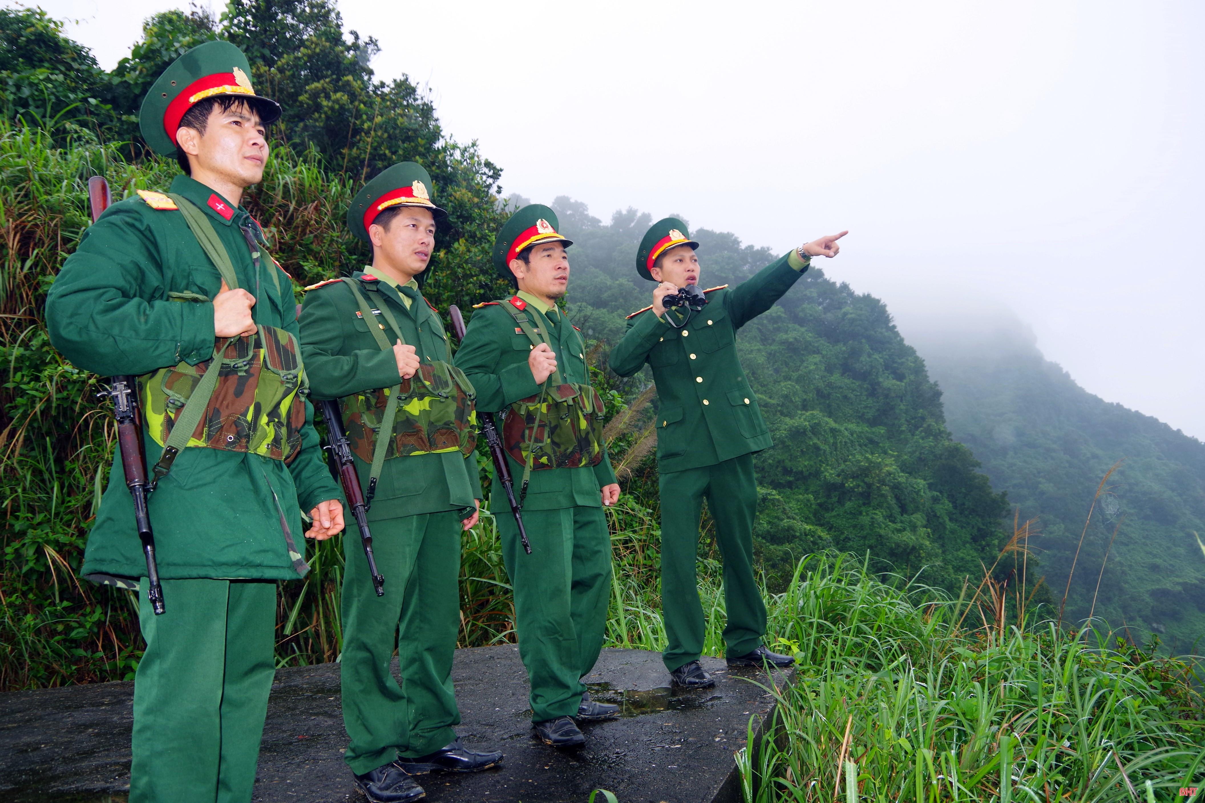 Các chiến sĩ Phân đội Đảo Sơn Dương quyết tâm bảo vệ vùng trời, vùng biển quê hương. bqbht_br_05.jpg