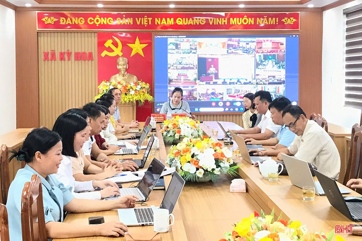 Điểm cầu xã Kỳ Hoa. bqbht_br_z6991723716534-250bf440a674c02841c77587aefb5719.jpg