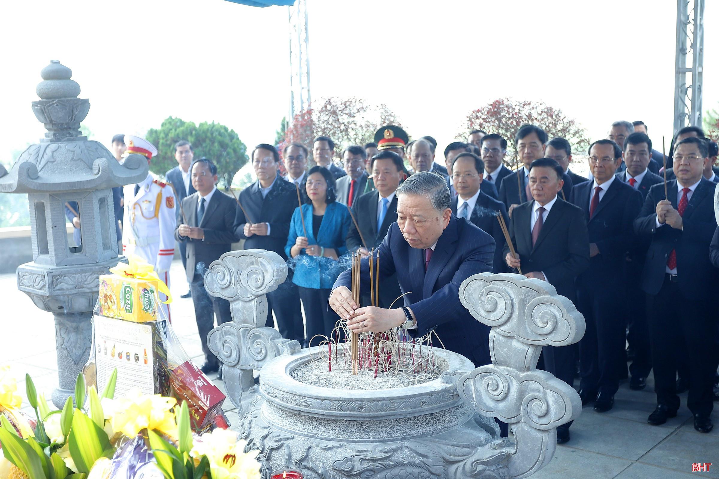 bqbht_br_tong-bi-thu-d.jpg