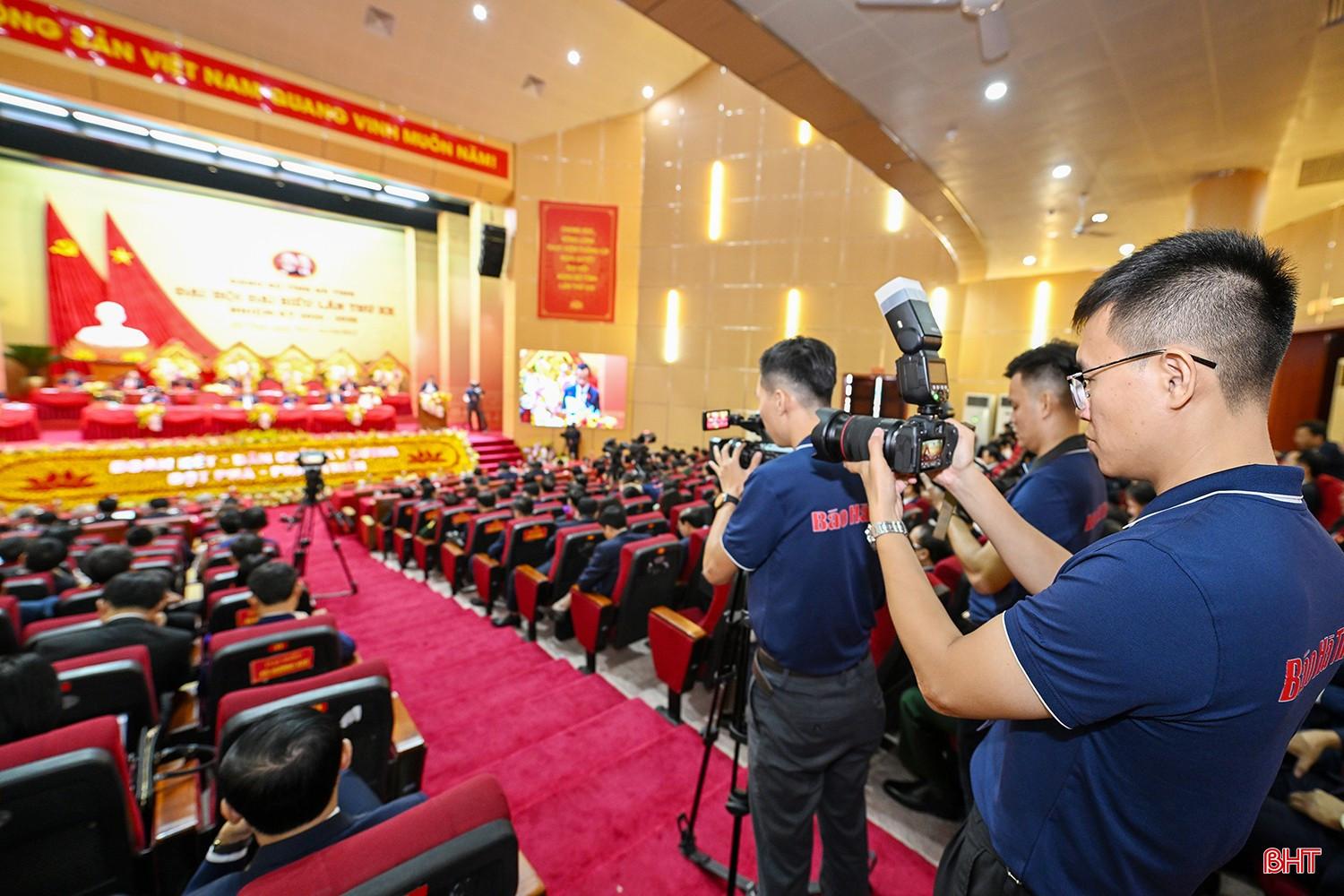 bqbht_br_aphong-vien-bao-va-phat-thanh-truyen-hinh-ha-tinh-tac-nghiep-tai-dai-hoi-dai-bieu-dang-bo-tinh-ha-tinh-lan-thu-xx-nhiem-ky-2025-2030.jpg
