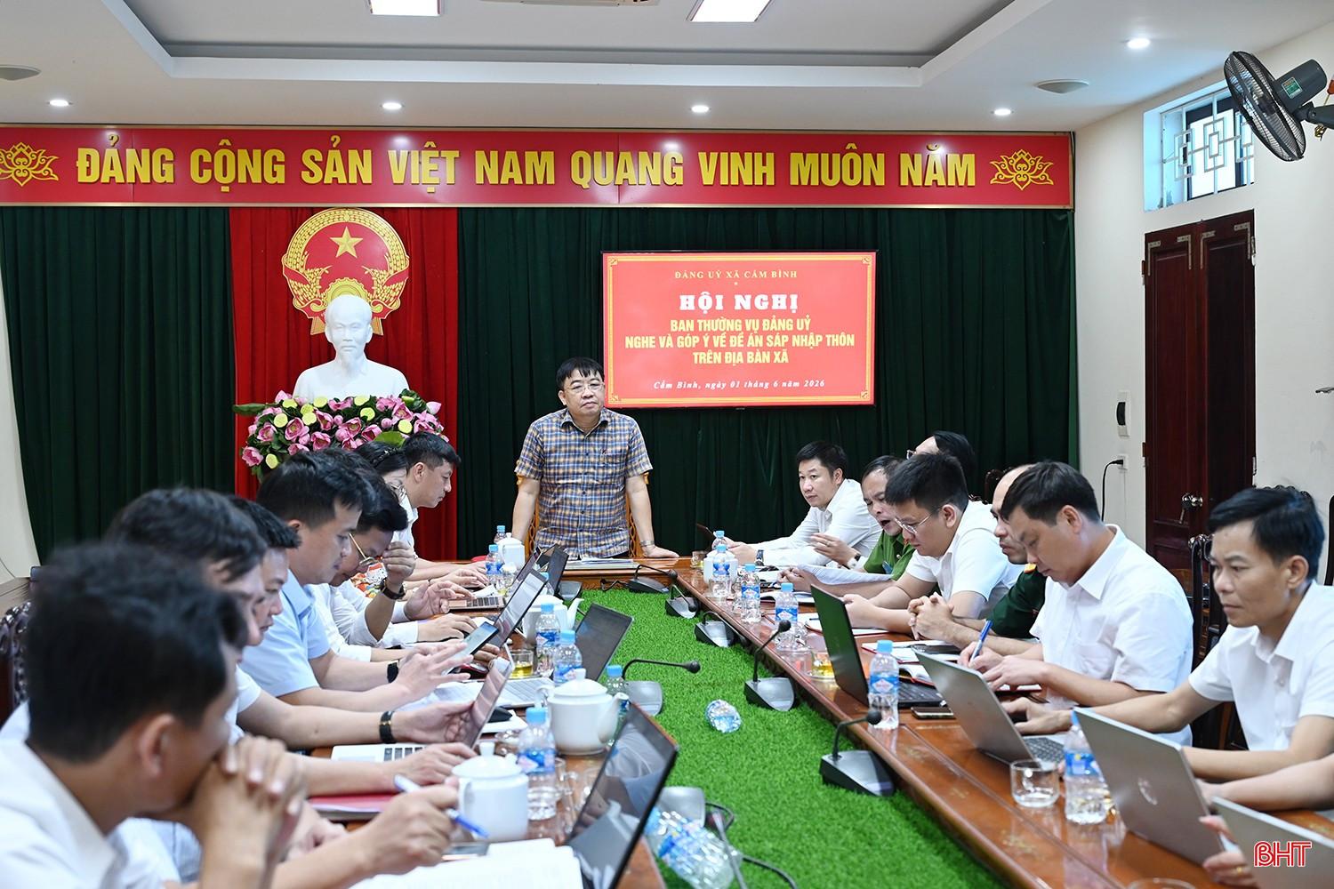 Ban Thường vụ Đảng ủy xã Cẩm Bình tổ chức hội nghị nghe và góp ý đề án sáp nhập thôn trên địa bàn.