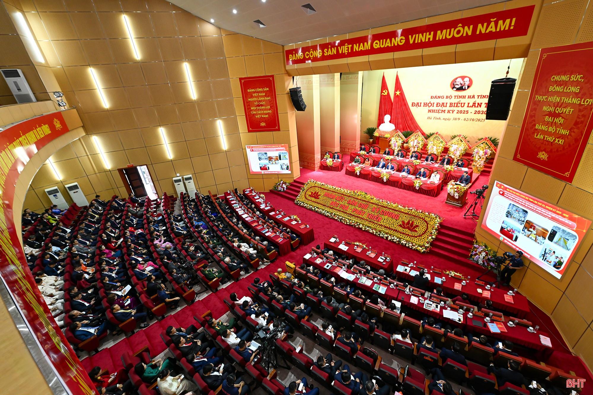 Toàn cảnh đại hội.