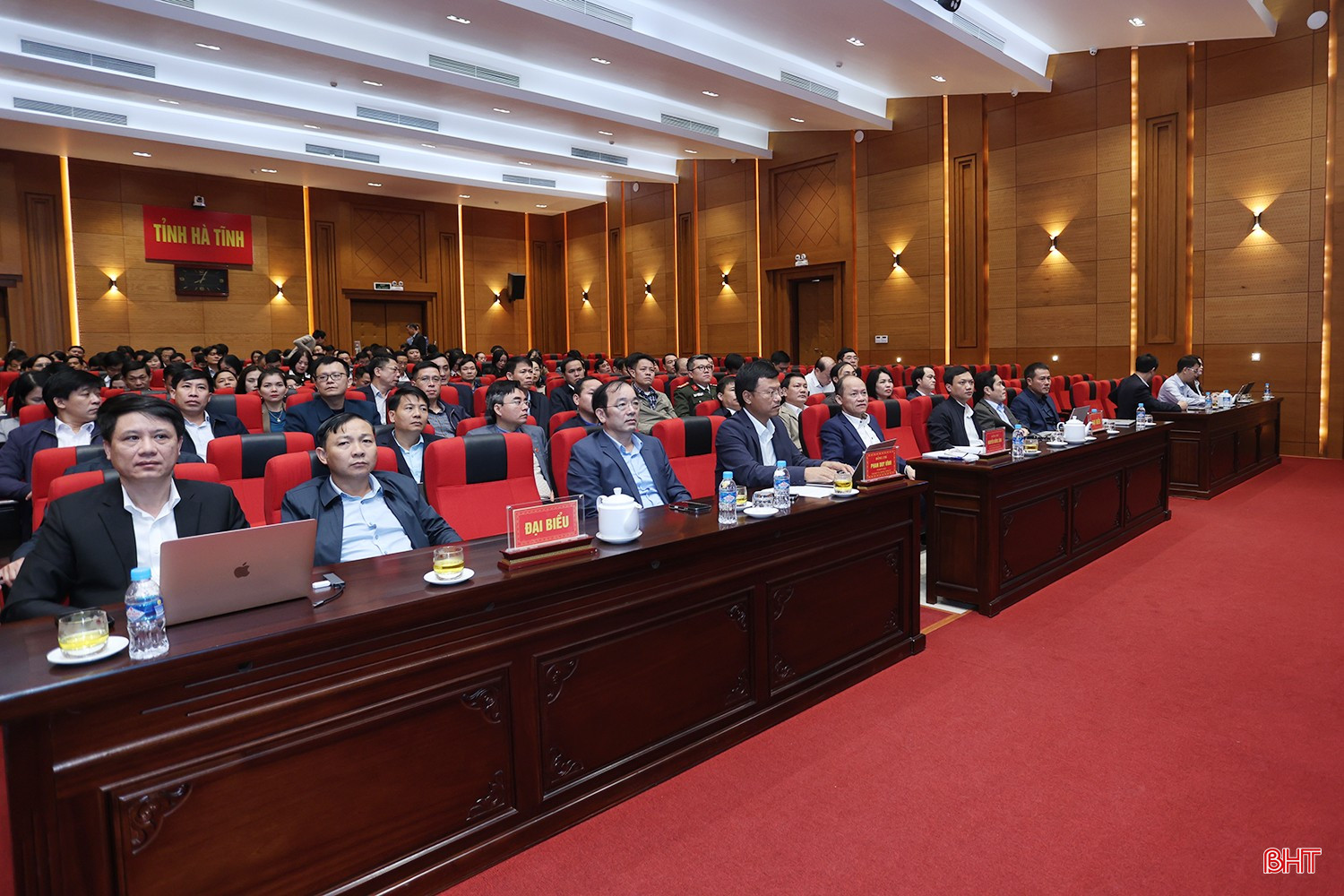 Đại biểu tham dự tại điểm cầu Hà Tĩnh. bqbht_br_aimg-7992.jpg