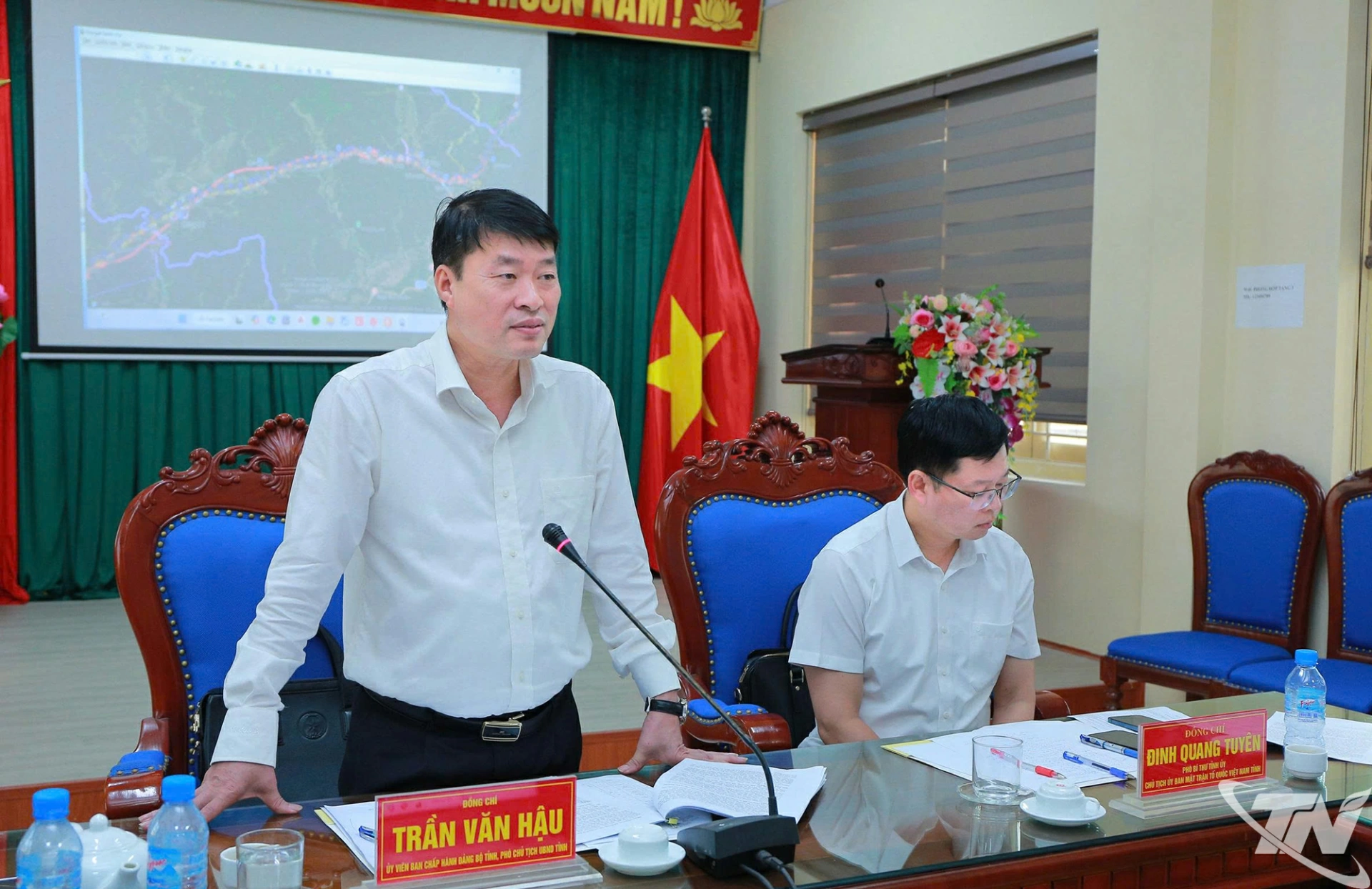 Đồng chí Trần Văn Hậu, Phó Chủ tịch UBND tỉnh phát biểu tại buổi làm việc.
