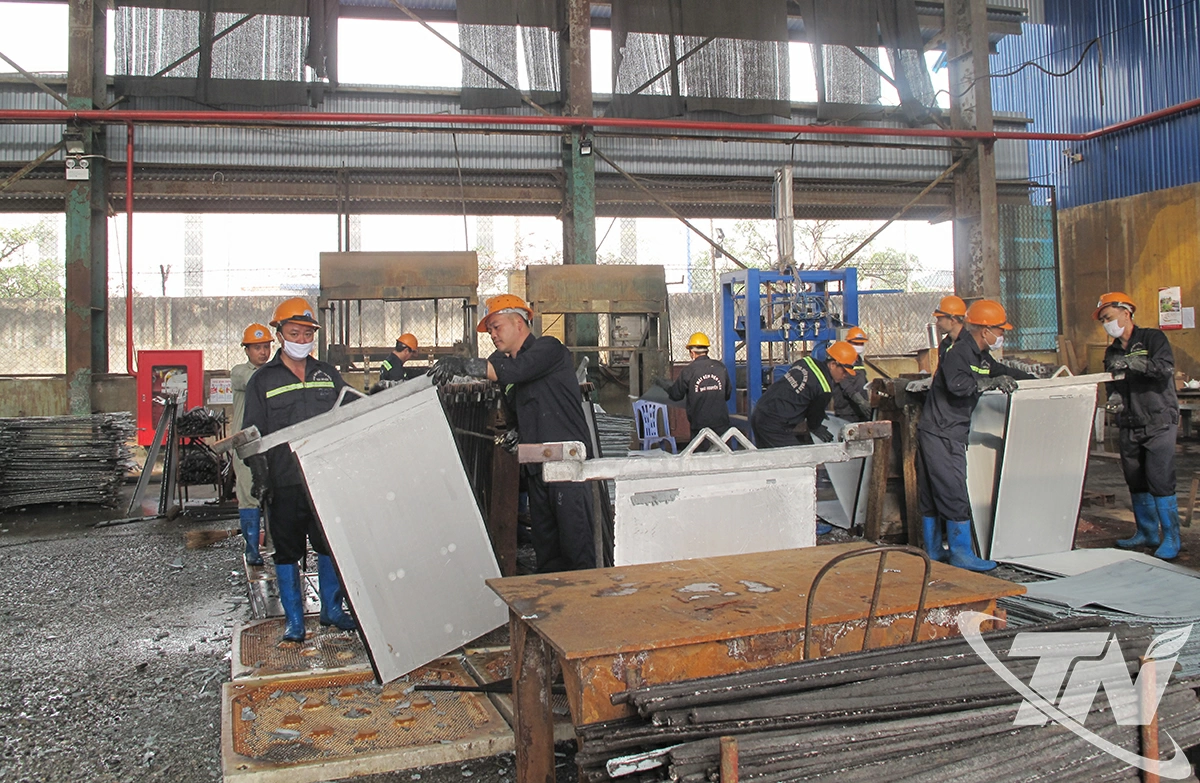 Thái Nguyên được biết đến là cái nôi sản xuất công nghiệp nặng.